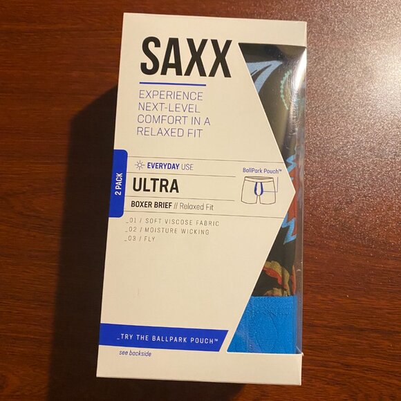 Saxx ULTRA 2 pack Boxer Briefs Ultimate Comfort Heritage Floral & Black - Picture 2 of 3